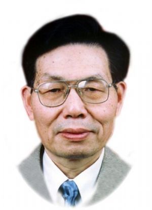 齭